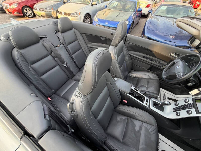 2011 Volvo C70 T5