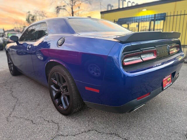 2020 Dodge Challenger SXT
