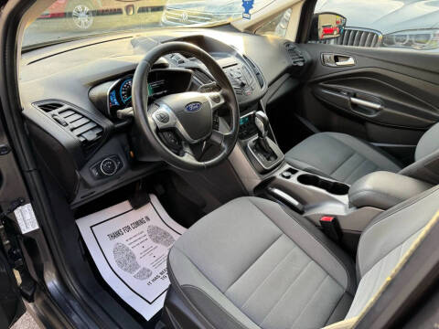 2015 Ford C-MAX Hybrid SE