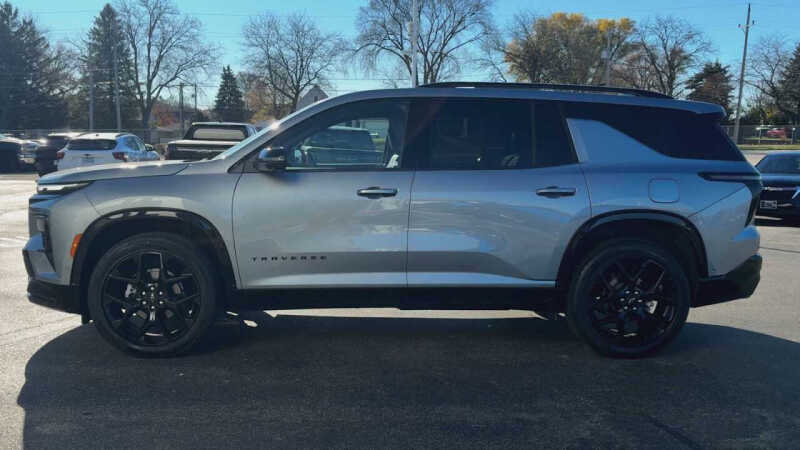 2025 Chevrolet Traverse RS