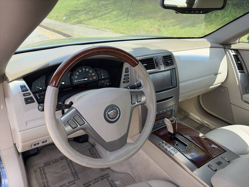 2005 Cadillac XLR