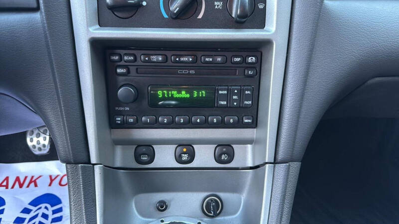 2003 Ford Mustang Mach 1 Premium