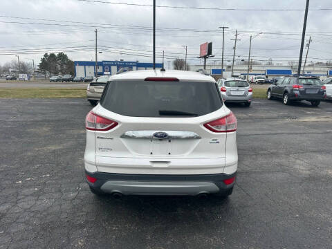 2016 Ford Escape SE