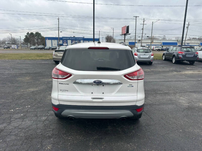 2016 Ford Escape SE
