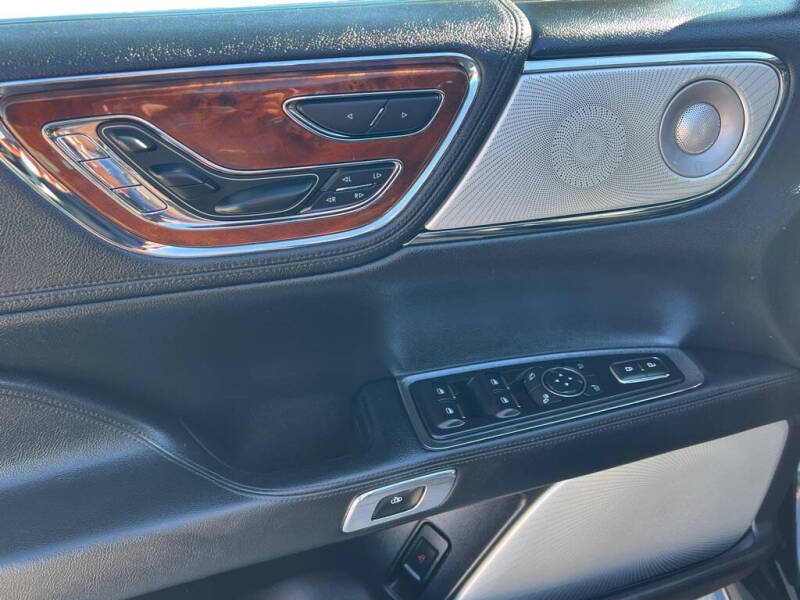 2018 Lincoln Continental Reserve