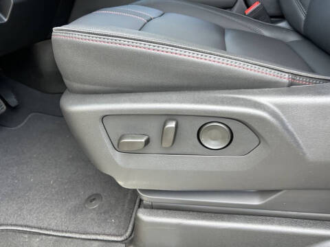 2025 Chevrolet Tahoe RST