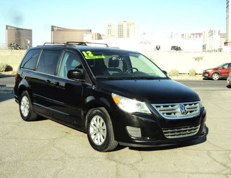 2012 Volkswagen Routan for sale at DESERT AUTO TRADER in Las Vegas NV