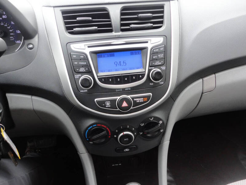 2013 Hyundai Accent GLS