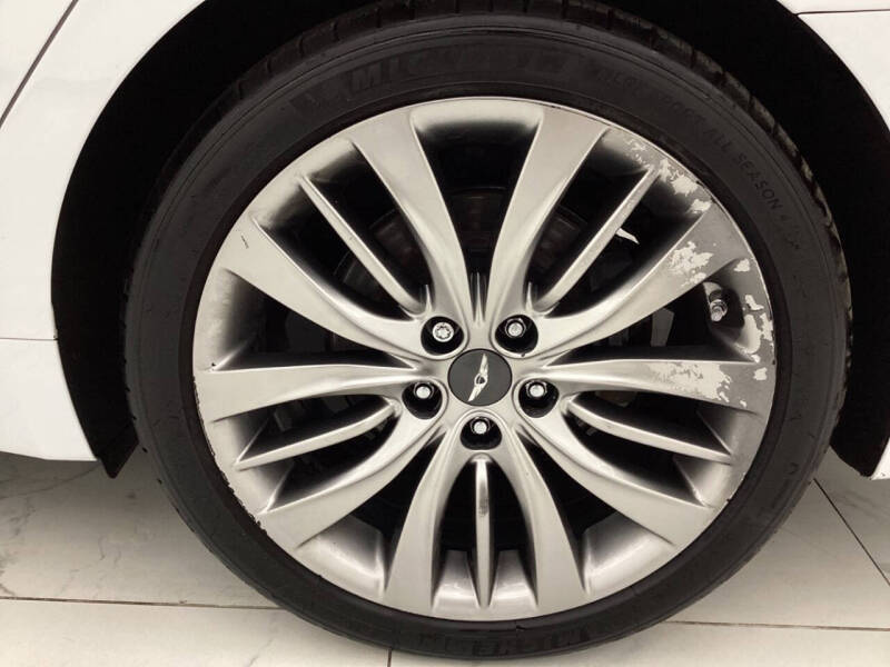 2015 Hyundai Genesis 5.0L