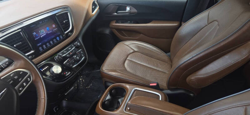 2017 Chrysler Pacifica Limited