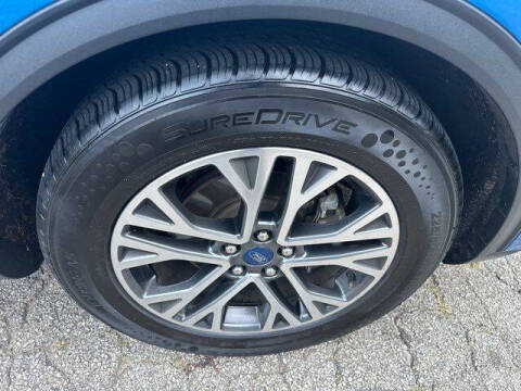 2020 Ford Escape SEL