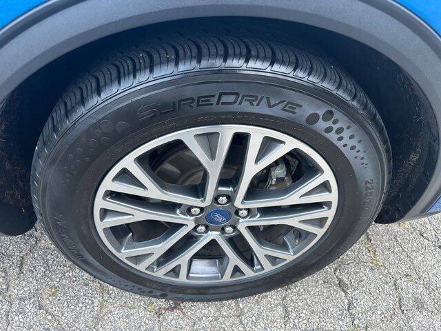 2020 Ford Escape SEL