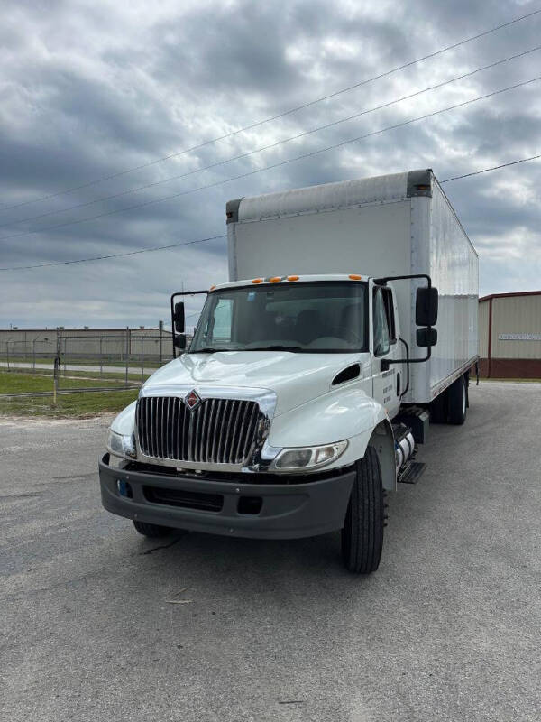 2018 International DuraStar 4300
