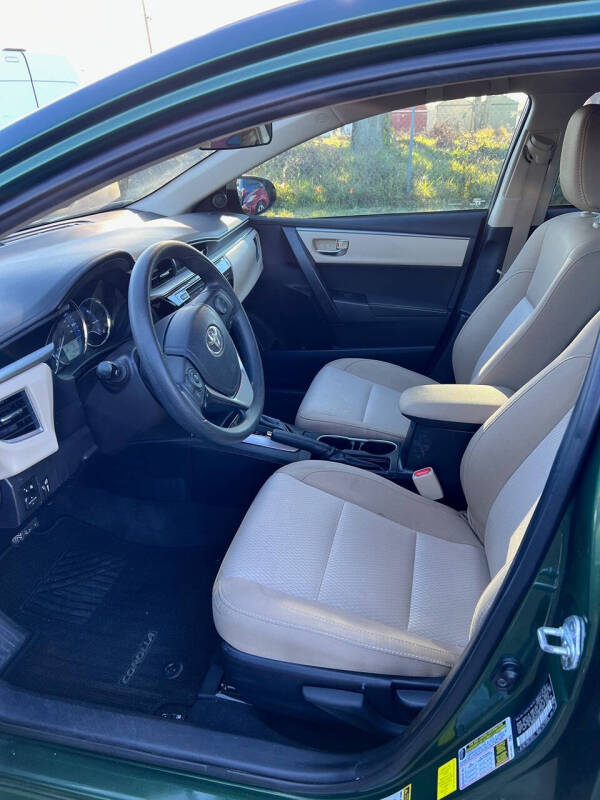 2016 Toyota Corolla LE