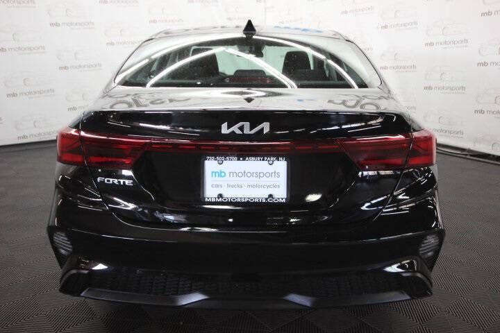 2023 Kia Forte LXS