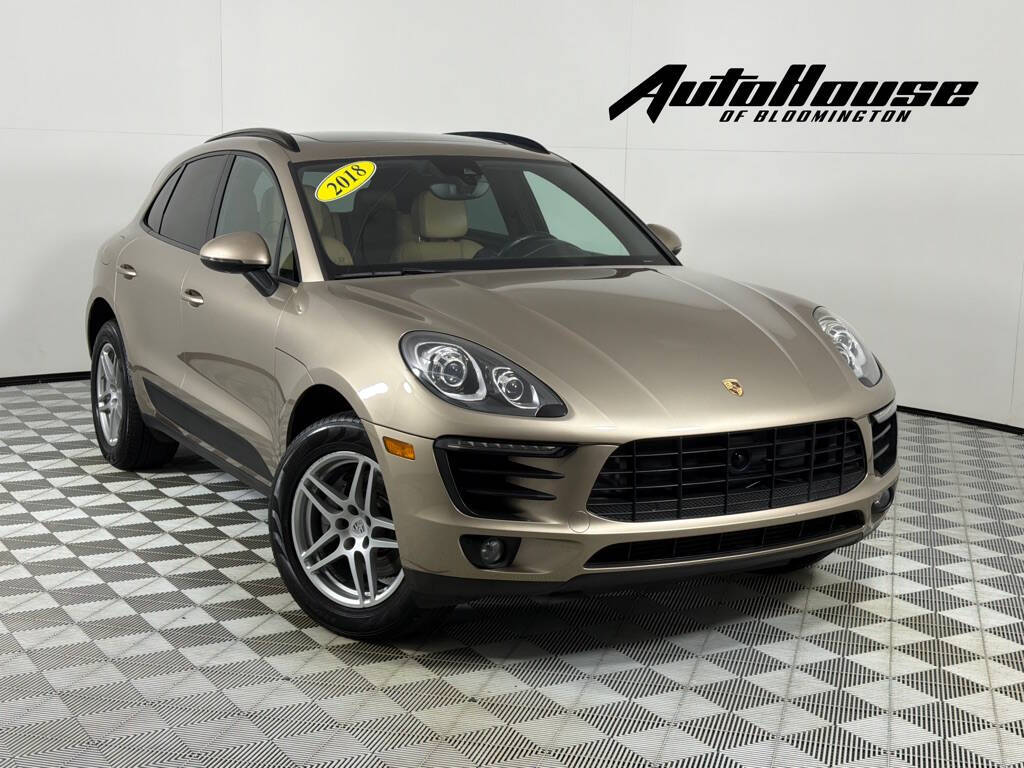2018 Porsche Macan -'s photo