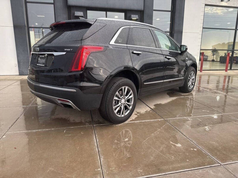 2022 Cadillac XT5 Premium Luxury