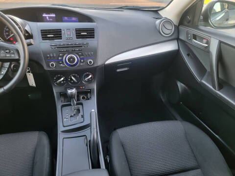 2012 Mazda MAZDA3 i Touring