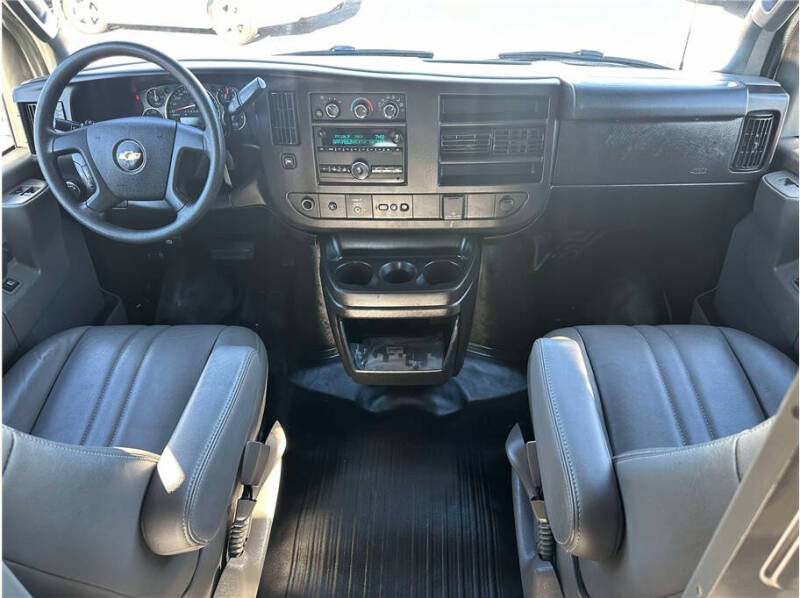 2019 Chevrolet Express 2500
