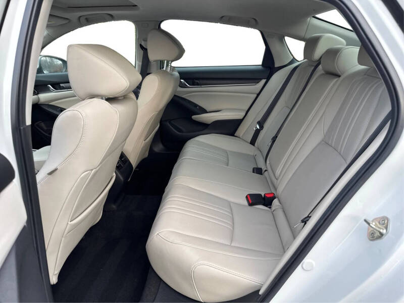 2019 Honda Accord Hybrid Touring