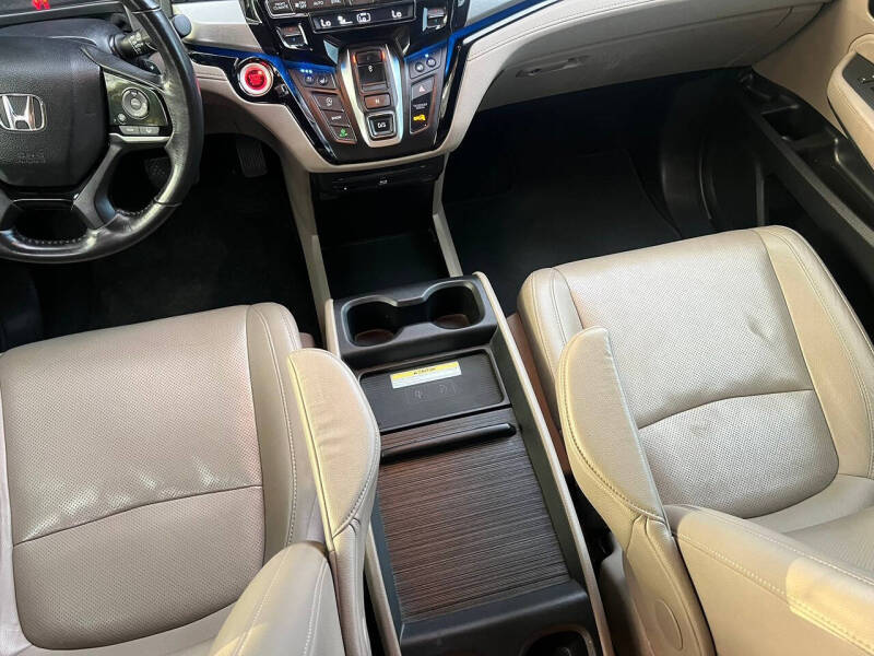 2018 Honda Odyssey Elite