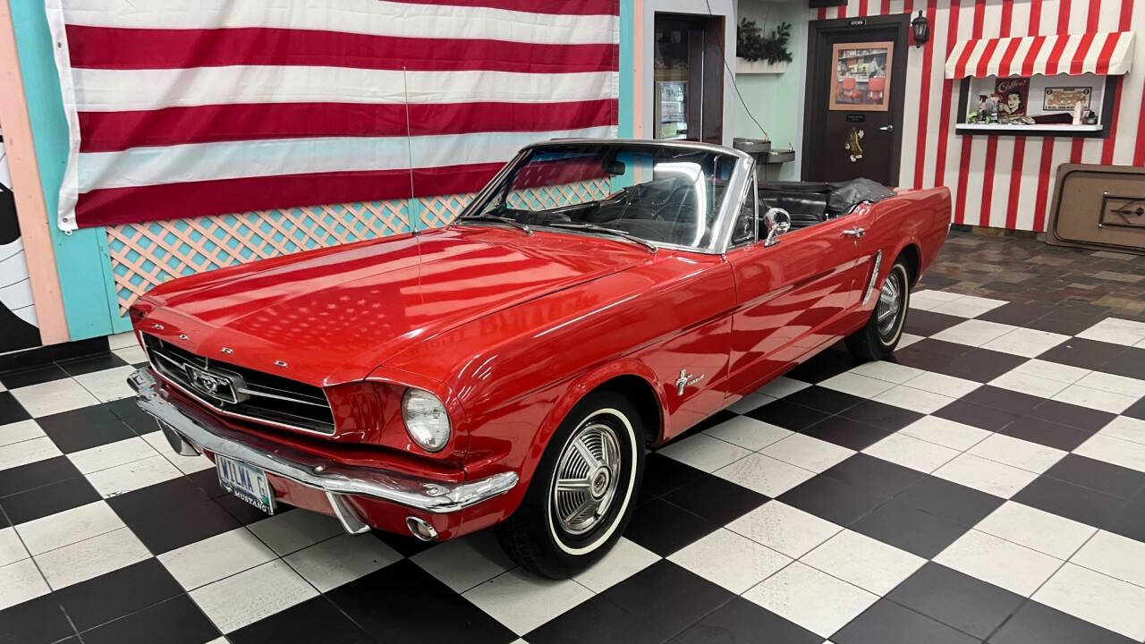 1965 Ford Mustang 30