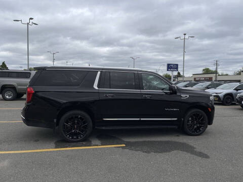 2022 GMC Yukon XL SLT