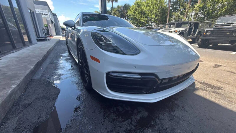 2018 Porsche Panamera