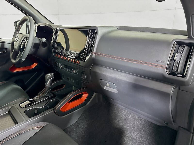 2025 Nissan Frontier