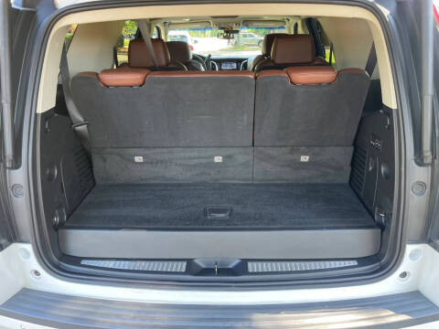2020 Cadillac Escalade Luxury