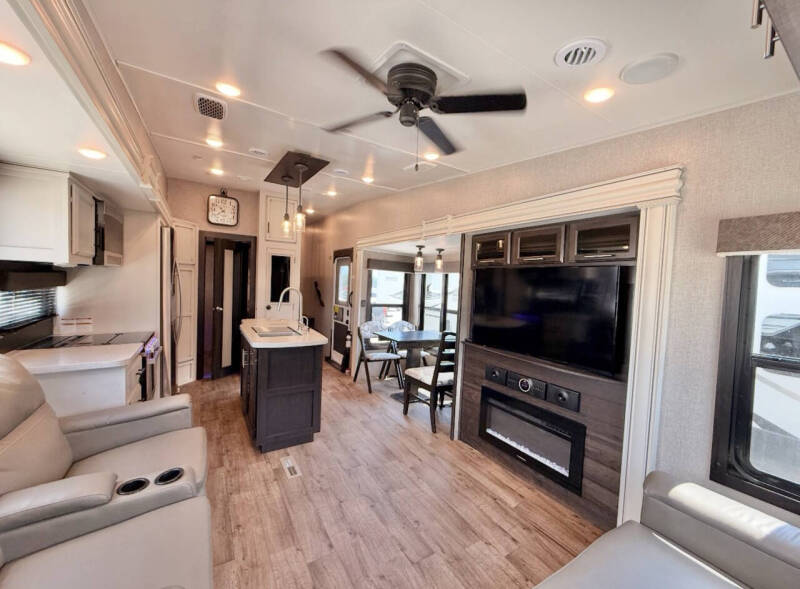 2021 Jayco Eagle 357MDOK