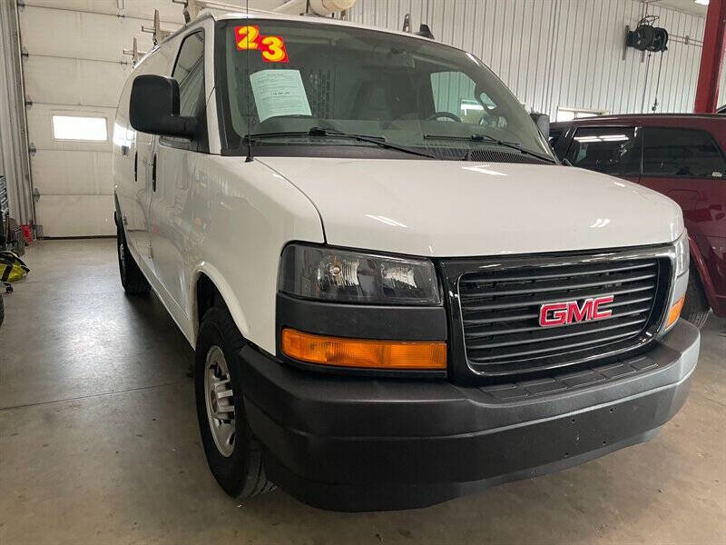 2023 GMC Savana 2500