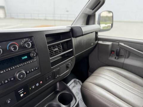 2019 Chevrolet Express 3500