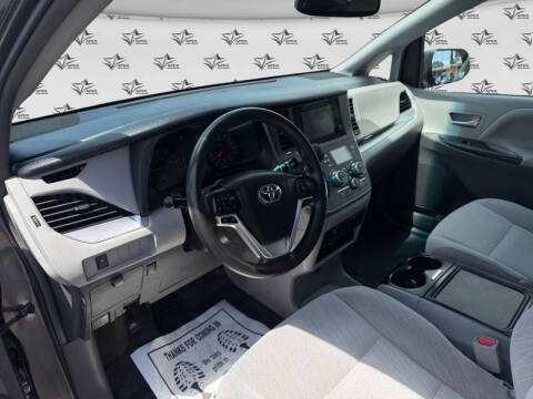 2017 Toyota Sienna