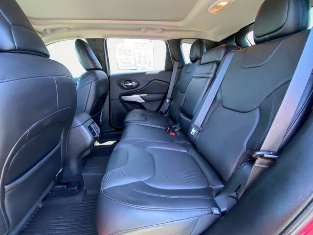 2017 Jeep Cherokee Overland