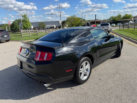 2012 Ford Mustang V6