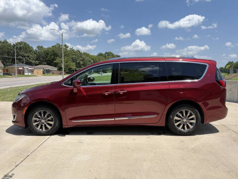 2019 Chrysler Pacifica Touring L Plus