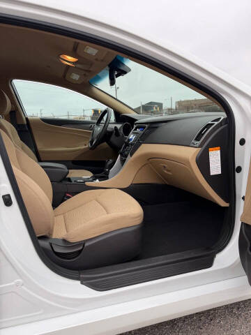 2012 Hyundai Sonata Hybrid