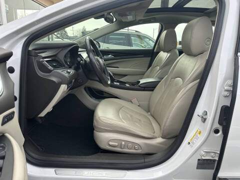 2017 Buick LaCrosse Premium