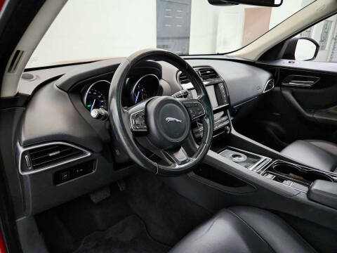 2017 Jaguar F-PACE 35t Premium