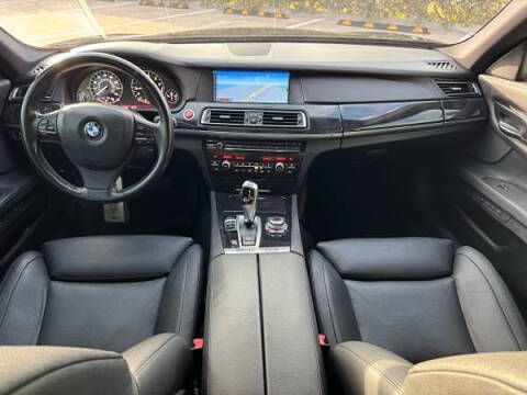 2011 BMW 7 Series 740i