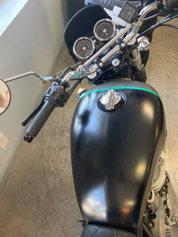 2022 Royal Enfield Interceptor