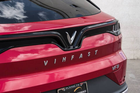 2024 VinFast VF8 Plus