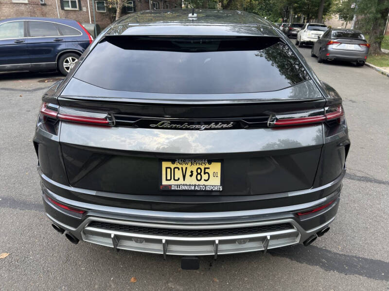 2019 Lamborghini Urus