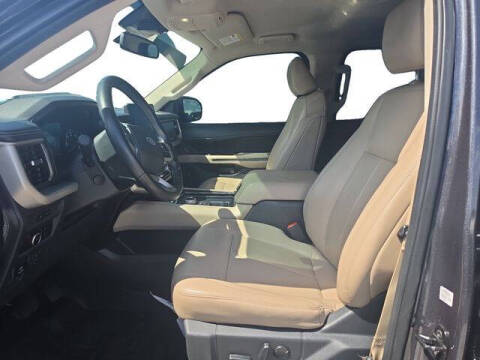 2023 Ford Expedition XLT