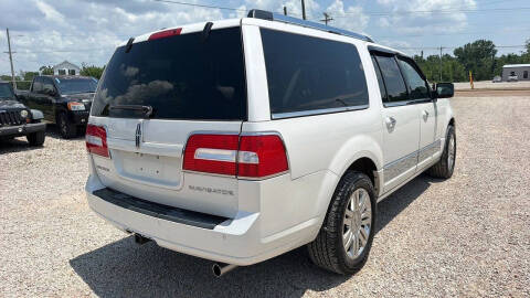 2011 Lincoln Navigator L