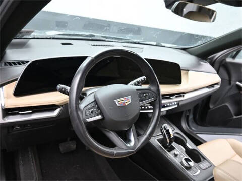 2024 Cadillac XT4 Luxury