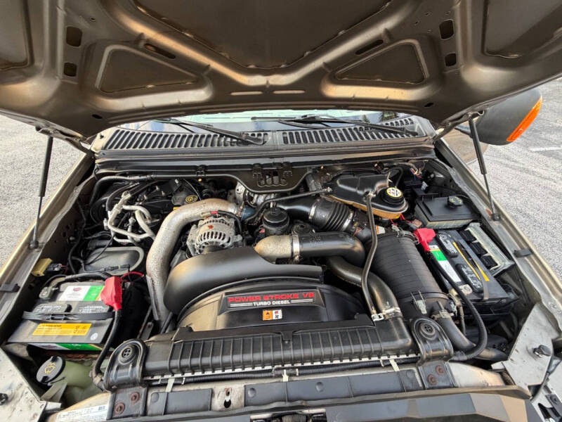 2005 Ford Excursion Limited