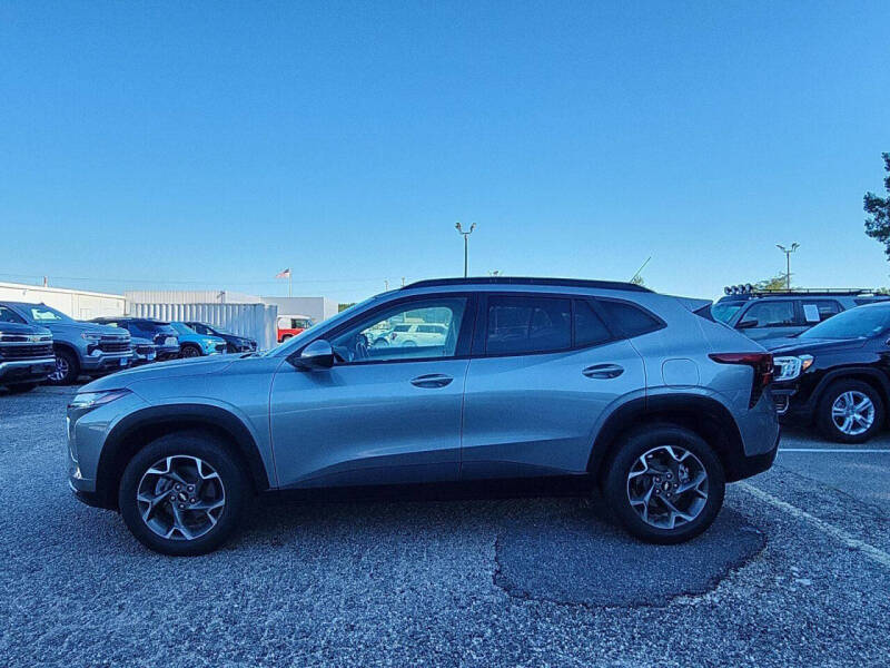 2024 Chevrolet Trax LT