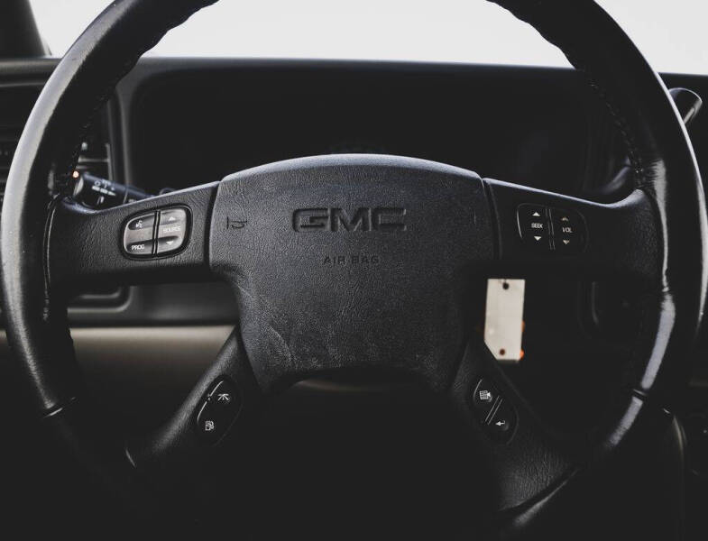 2004 GMC Yukon SLT